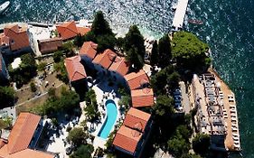 Forte Rose Hotel